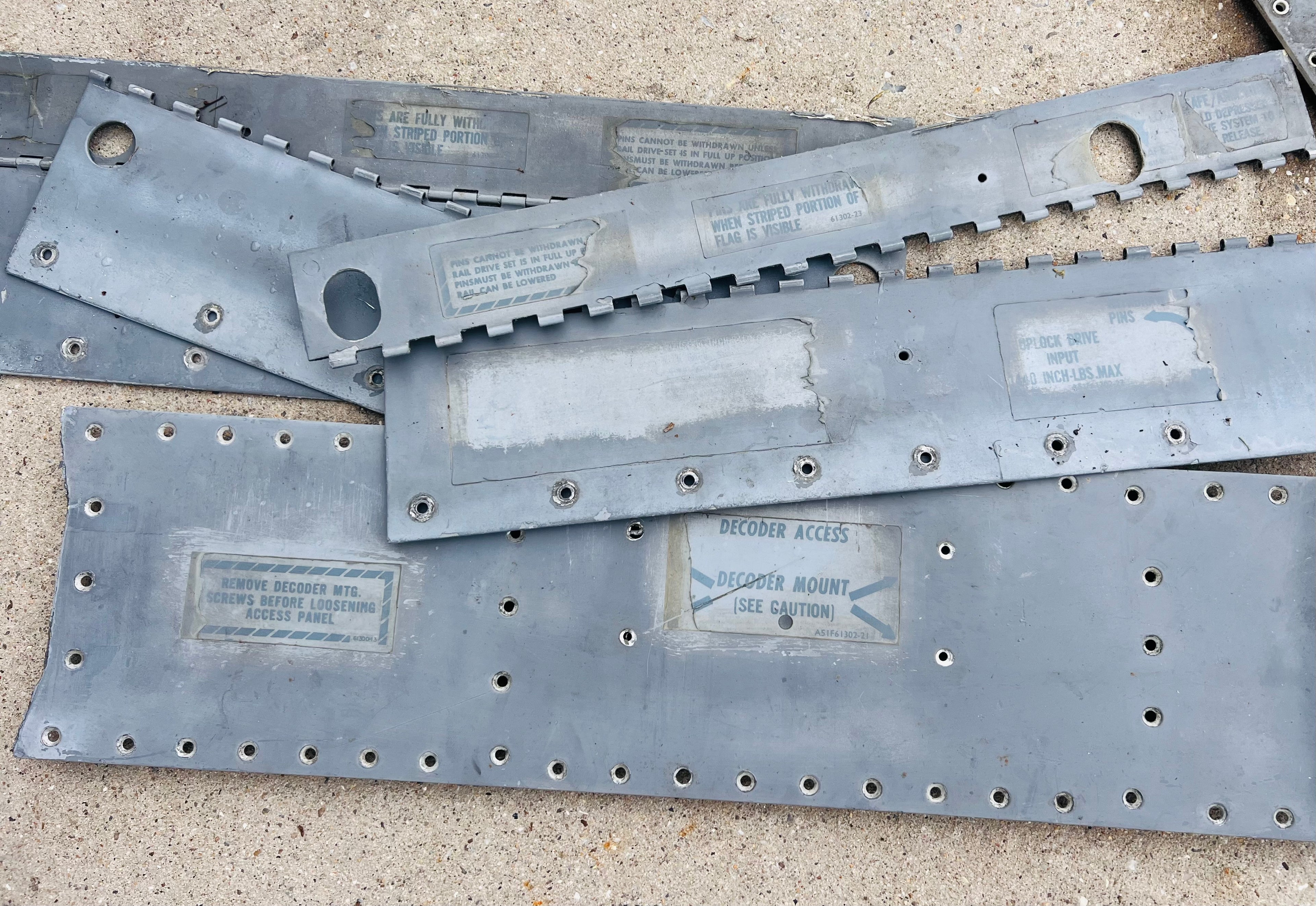 F-14 Tomcat AIM-54 Phoenix Weapons Rail Tag image 4