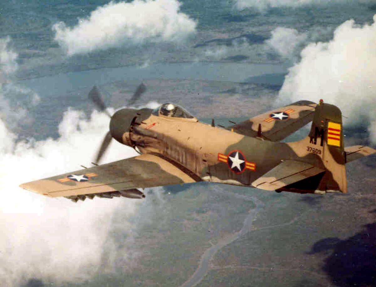 JETs Vol. 26-01: AD-6 Skyraider "Foo Foo Juice"