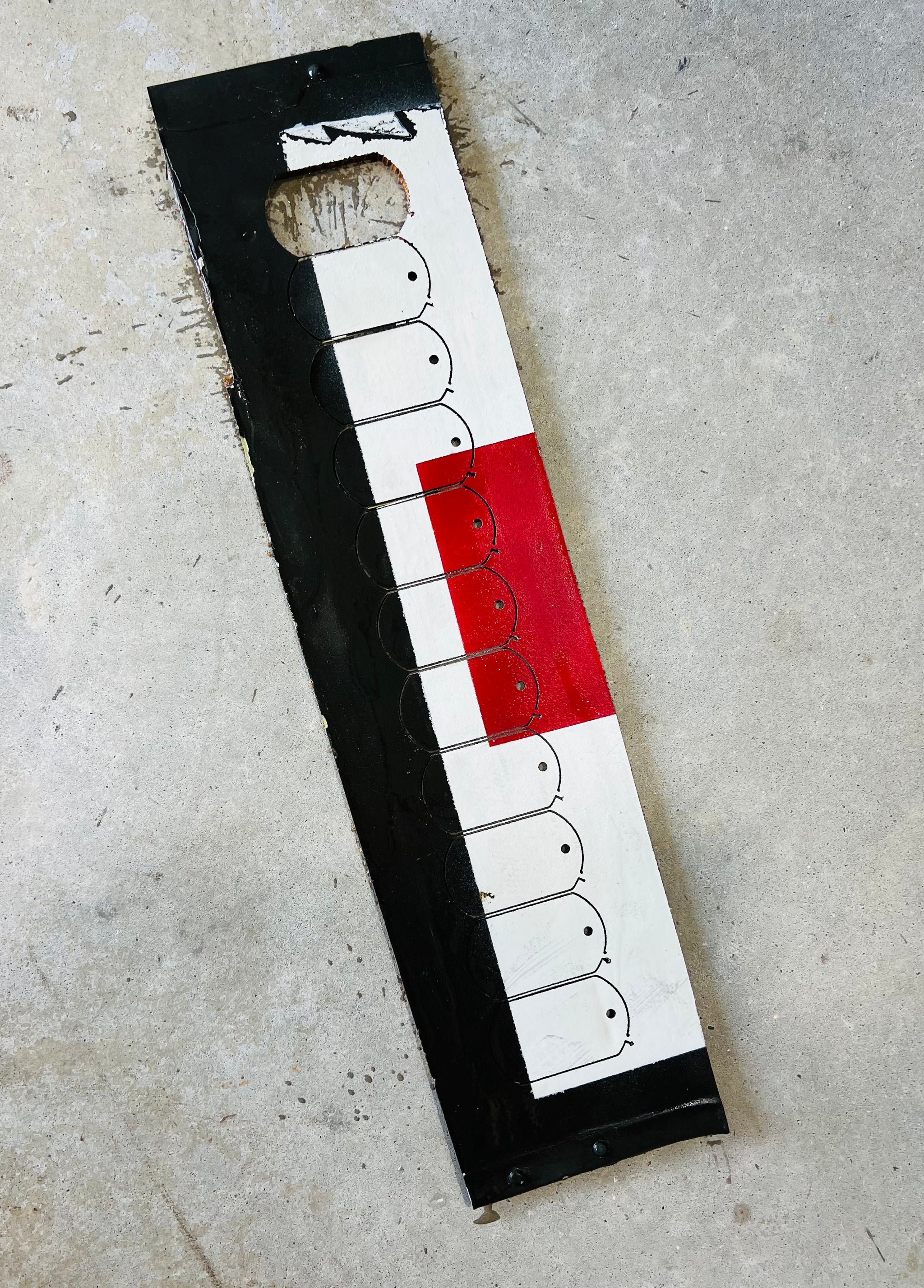 UH-60A Black Hawk 83-23847 Rear Cabin Door Tag image 8